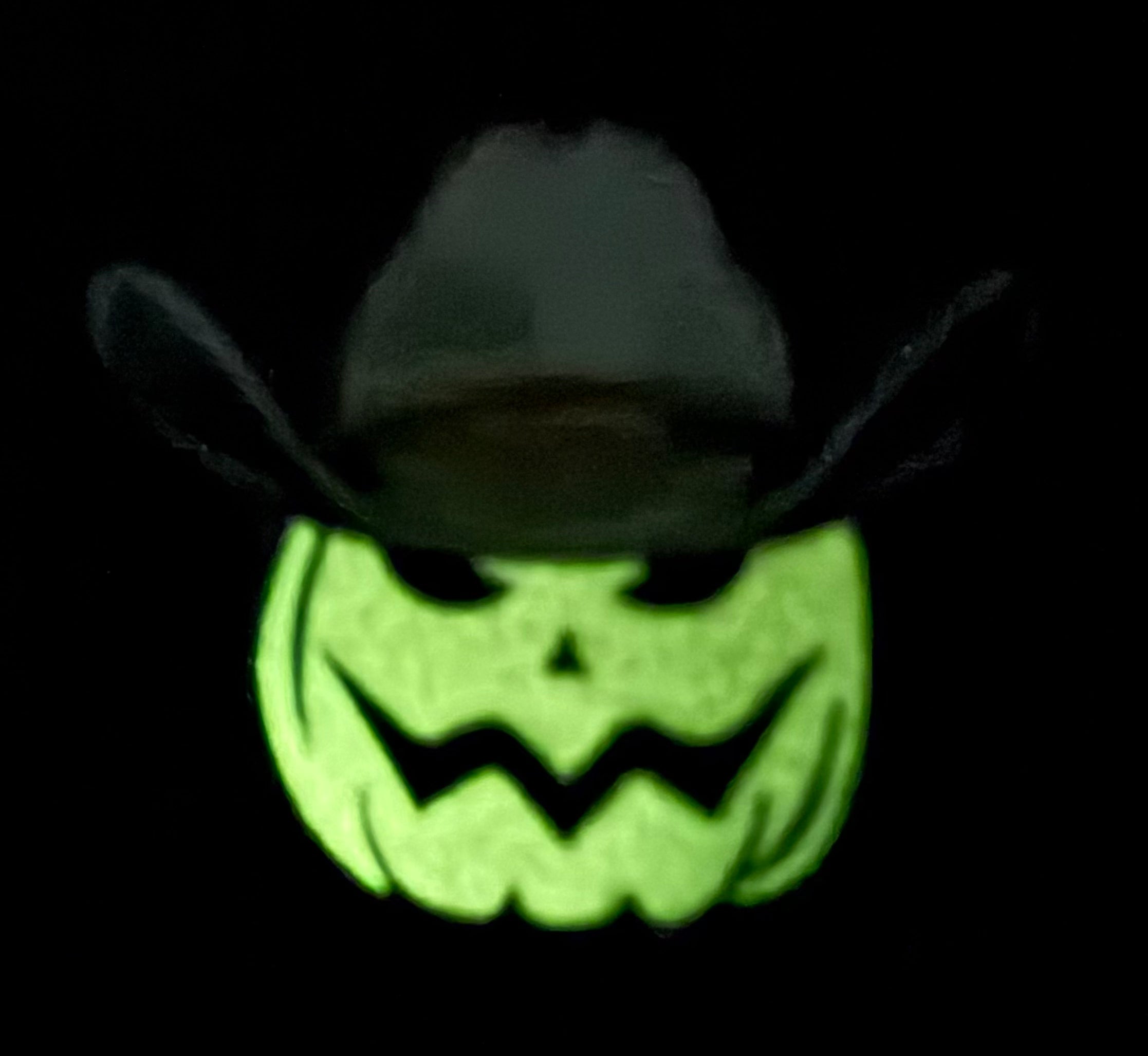 Halloween - Cowboy Pumpkin Pin (Glow in the Dark)